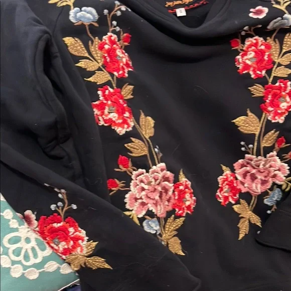 Johnny Was Black Floral Embroidered Top - Picture 2 of 6